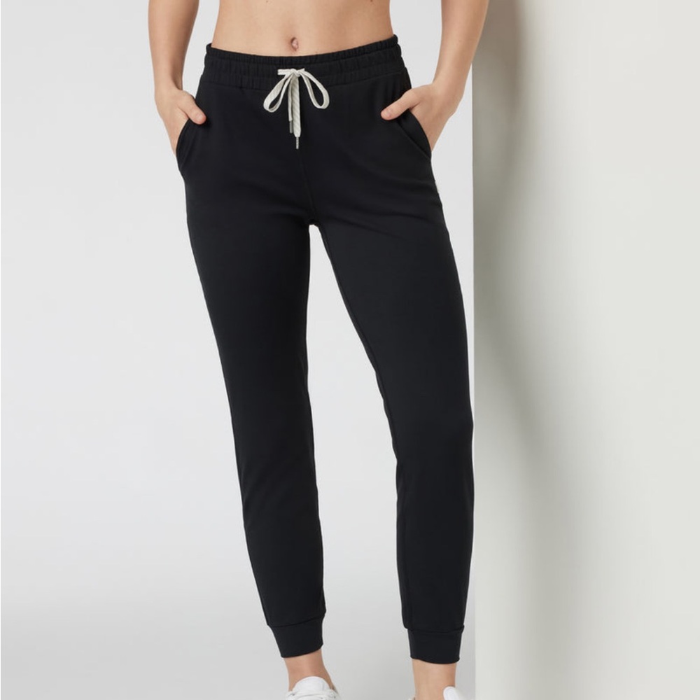 Vuori performance joggers M